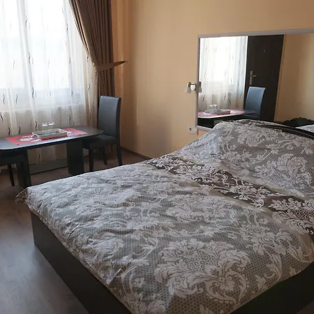 Hotell Kris *