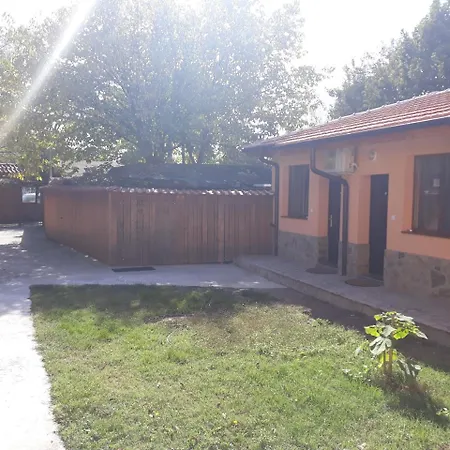 Kris Hotell Nova Zagora
