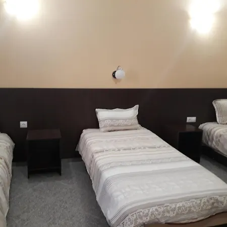 Hotell Kris Nova Zagora
